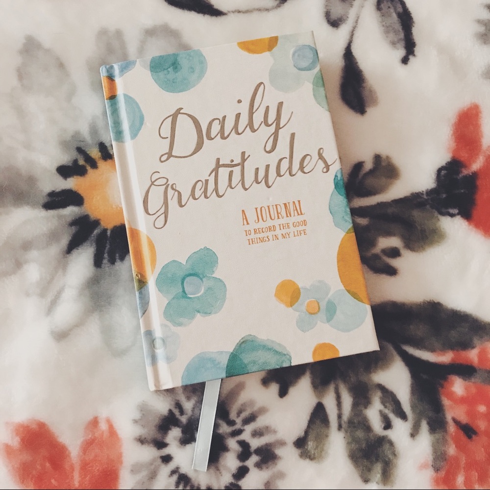 Daily Gratitudes Hardcover Writing Journal